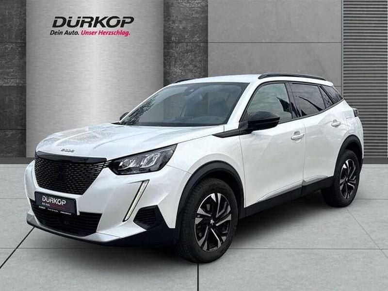 Weiß Gebraucht 2023 Peugeot 2008 Allure SUV | 18.990 € (Superpreis) - Bild 1/4