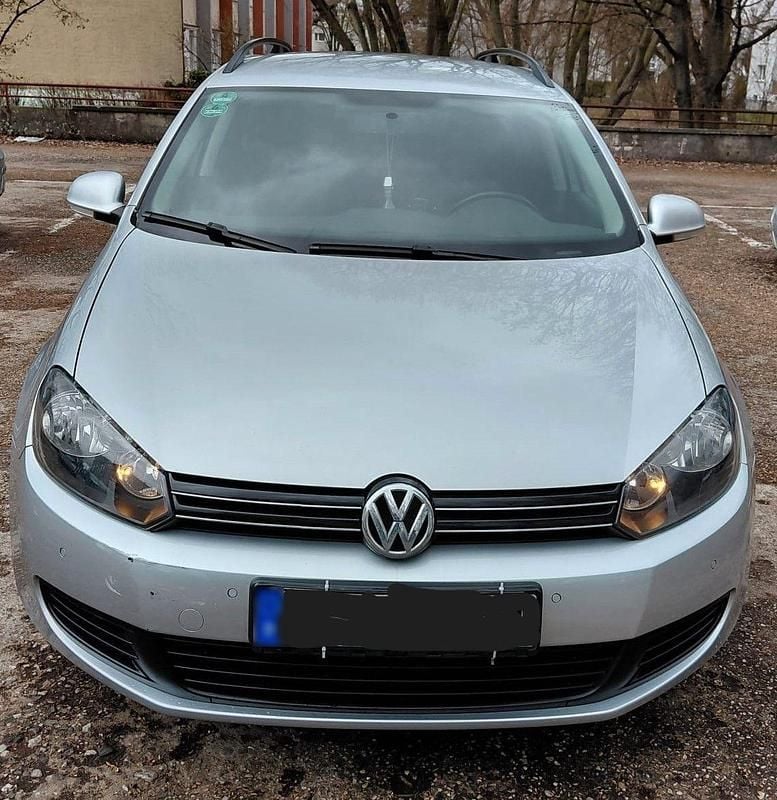 Gebraucht VW Golf VI Highline 122 PS (89 kW) 2010 Silber Kleinwagen