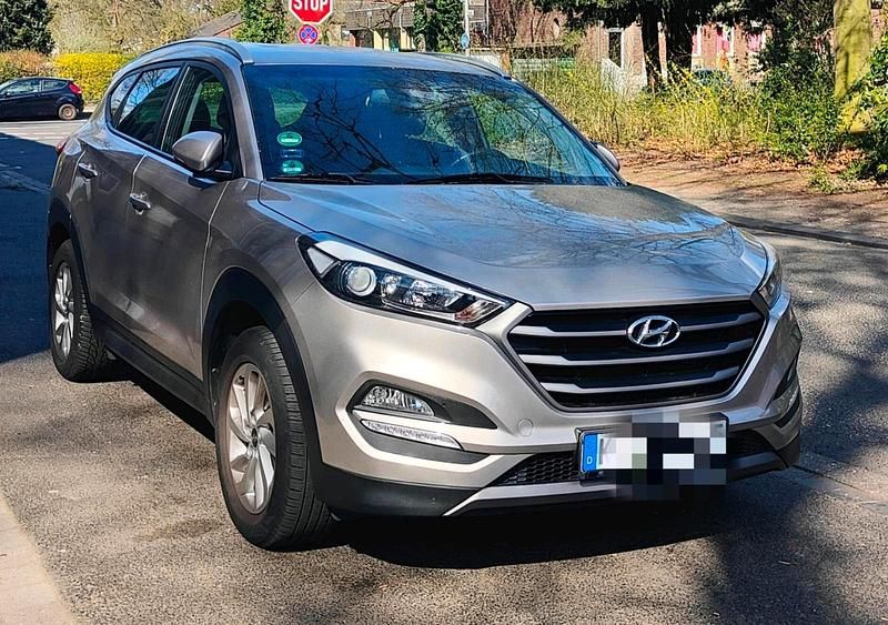 Gold Gebraucht 2015 Hyundai Tucson Turbo SUV | 17.000 € (Fairer Preis) - Bild 1/1