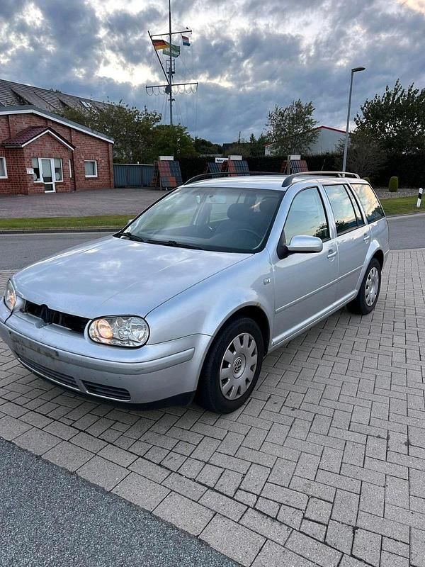 Silber Gebraucht 2005 VW Golf IV Kombi | 600 € (Superpreis) - Bild 1/4
