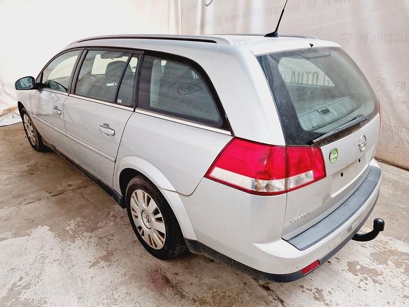 Gebraucht Opel Vectra Edition 155 PS (114 kW) 2006 Silber Kombi