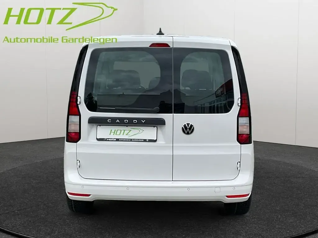 Gebraucht VW Caddy Basis 122 PS (89 kW) 2022 Candyweiß Van / Kleinbus