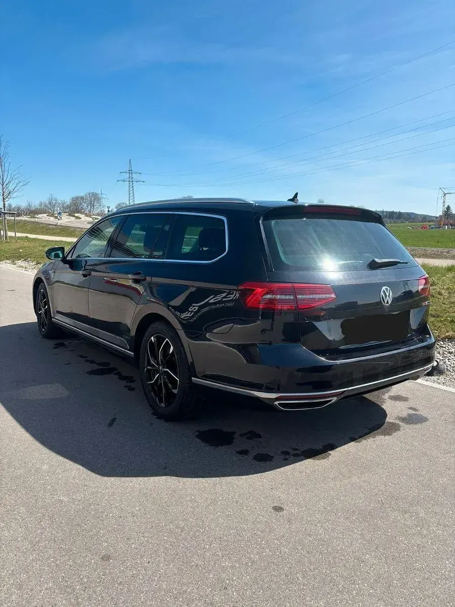 Gebraucht VW Passat Highline 239 PS (175 kW) 2016 Schwarz Kombi