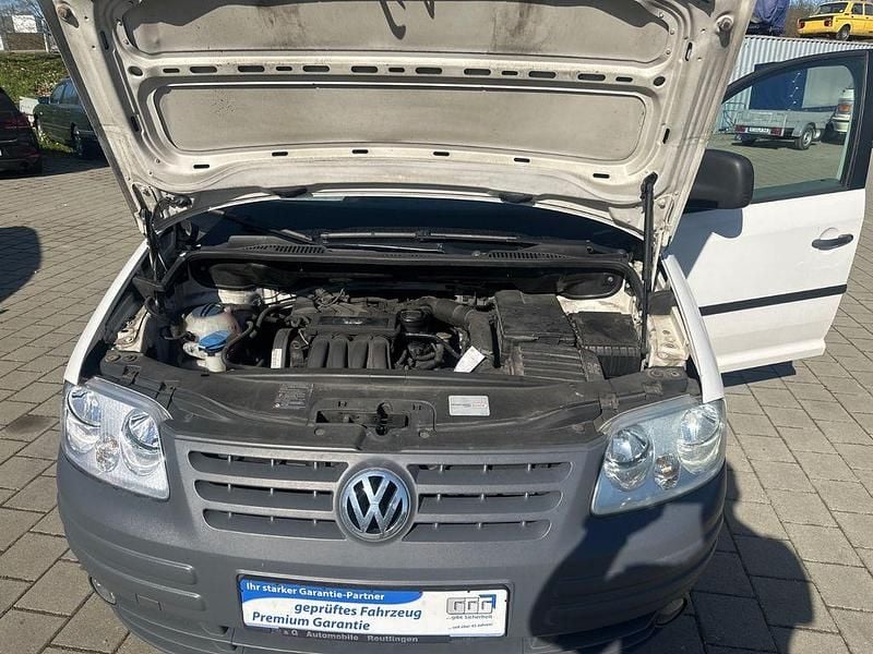 Gebraucht VW Caddy 102 PS (75 kW) 2005 Weiß Van / Kleinbus