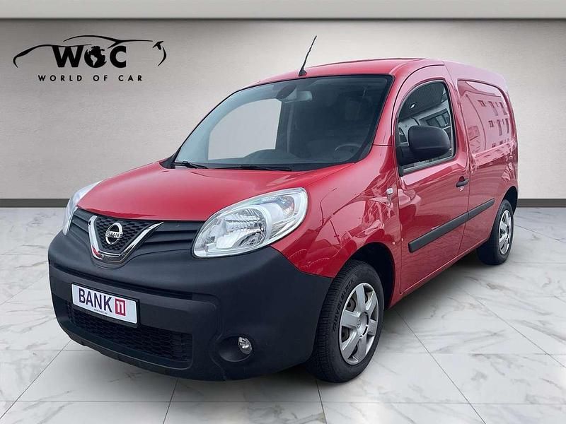 Bright red Gebraucht 2020 Nissan NV250 Comfort Van | 12.990 € (Guter Preis) - Bild 1/4