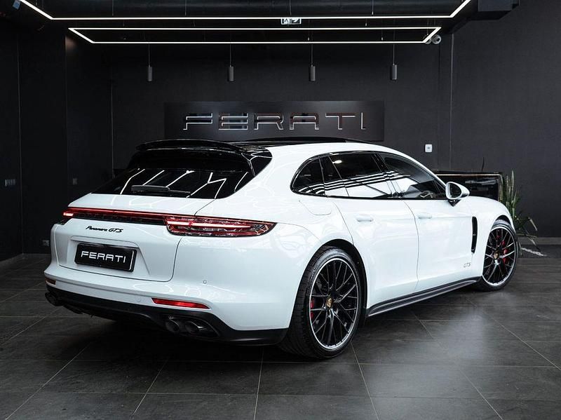 Gebraucht Porsche Panamera Sport Turismo 460 PS (338 kW) 2019 Weiß Limousine