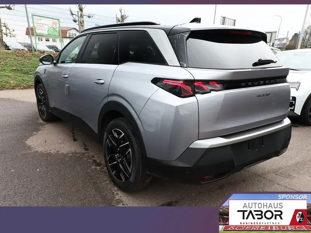 Neu Peugeot 5008 GT 145 PS (106 kW) 2025 Artense silber metallic Van / Kleinbus