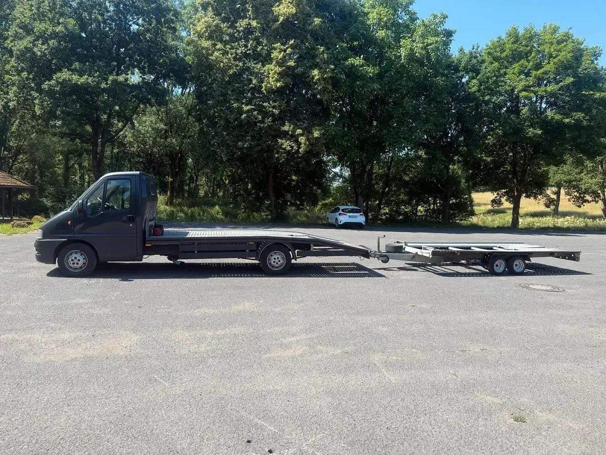 Gebraucht Fiat Ducato 122 PS (89 kW) 2000 Grau Van