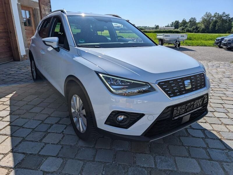 Weiß Gebraucht 2021 Seat Arona Xperience SUV | 12.900 € (Superpreis) - Bild 1/4