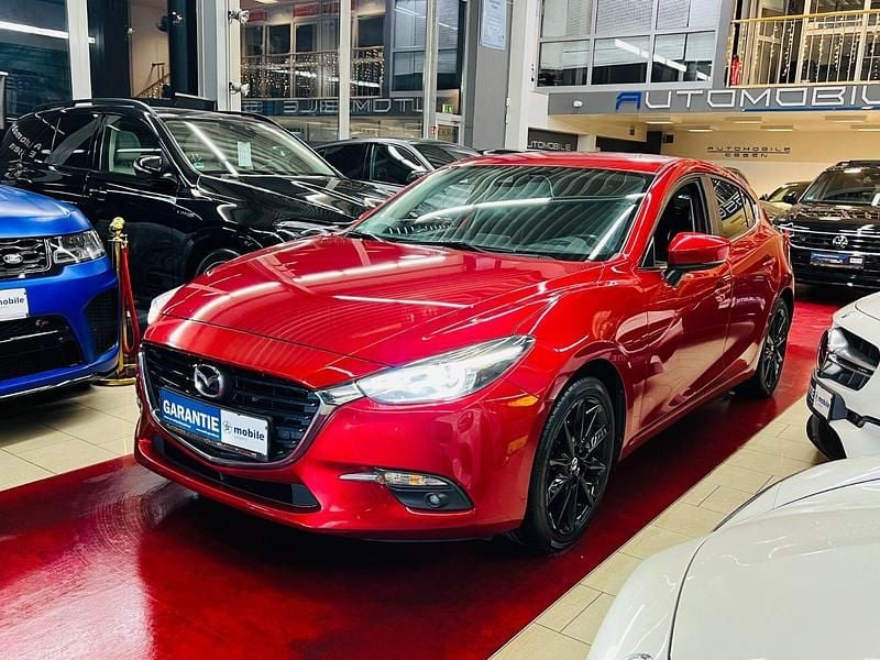 Rot Gebraucht 2017 Mazda 3 Sports-Line Limousine | 11.999 € (Fairer Preis) - Bild 1/4