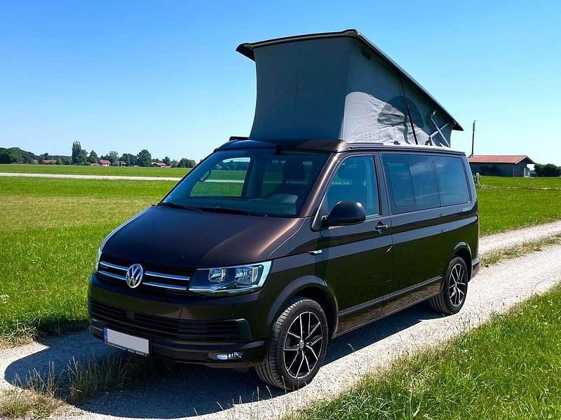 Gebraucht VW California Beach 204 PS (150 kW) 2017 Braun Van