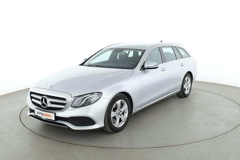 Gebraucht Mercedes E220 Avantgarde 194 PS (142 kW) 2018 Grau Kombi