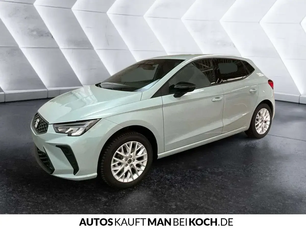 Neu Seat Ibiza FR 116 PS (85 kW) 2026 Grau Kleinwagen
