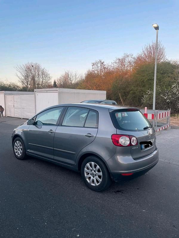 Gebraucht VW Golf IV 115 PS (84 kW) 2006 Grau Limousine