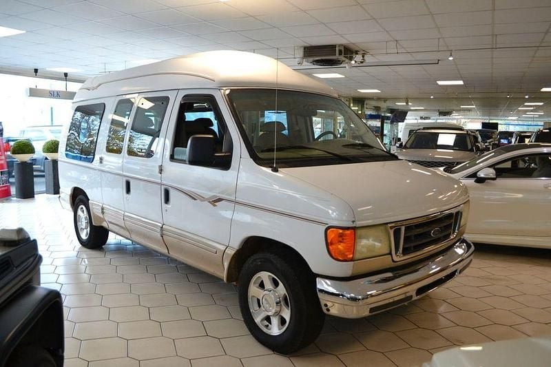 Weiß Gebraucht 2005 Ford V8 Van | 18.900 € - Bild 1/4