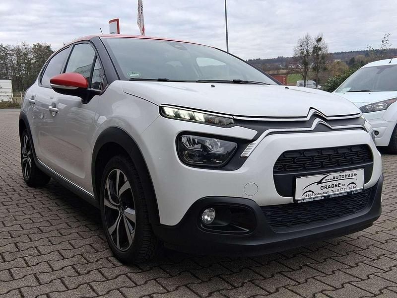 Gebraucht Citroën C3 Shine 83 PS (61 kW) 2021 Weiß Kleinwagen