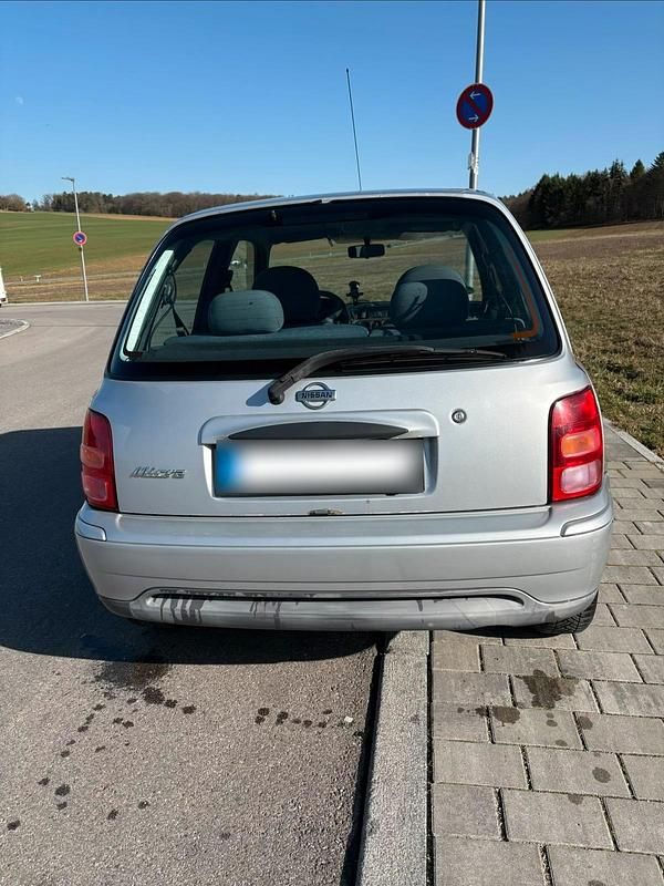 Gebraucht Nissan Micra 60 PS (44 kW) 2002 Silber Kleinwagen