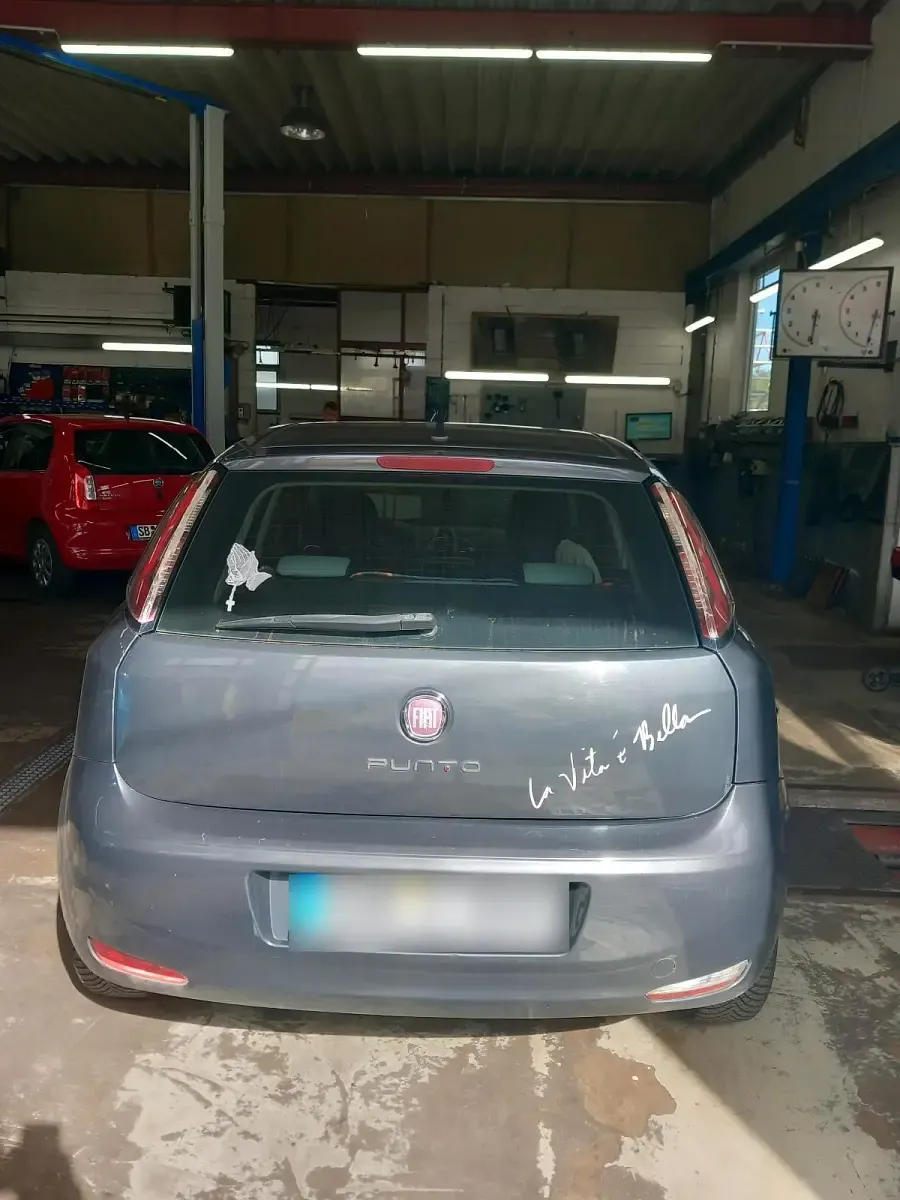 Gebraucht Fiat Punto 95 PS (69 kW) 2012 Kleinwagen
