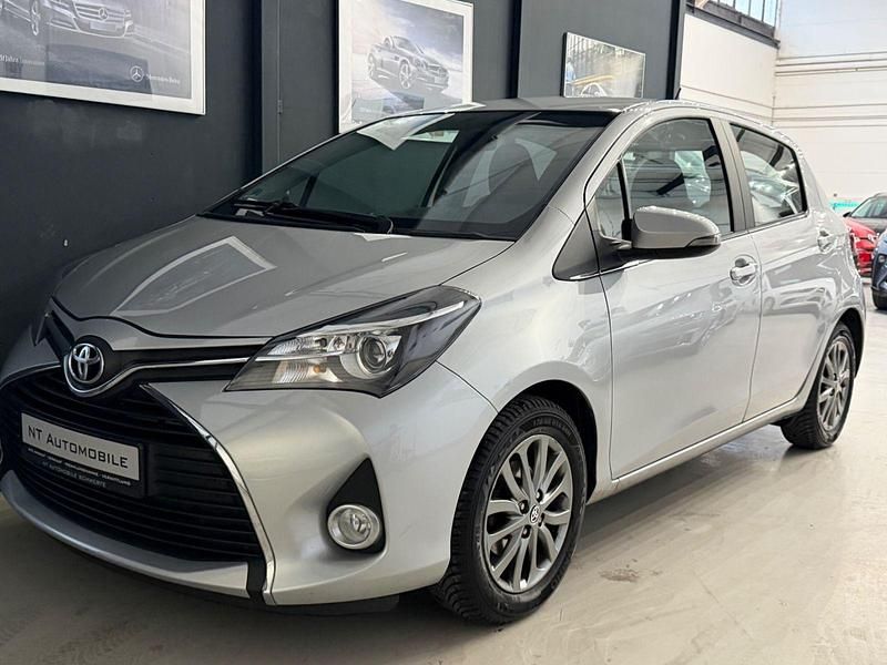 Gebraucht Toyota Yaris Comfort 69 PS (50 kW) 2017 Silber Kleinwagen