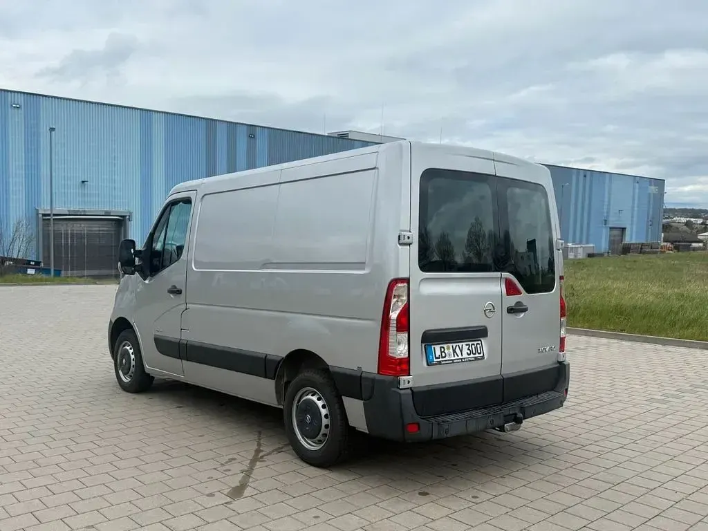 Gebraucht Opel Movano 110 PS (80 kW) 2014 Silber Van / Kleinbus