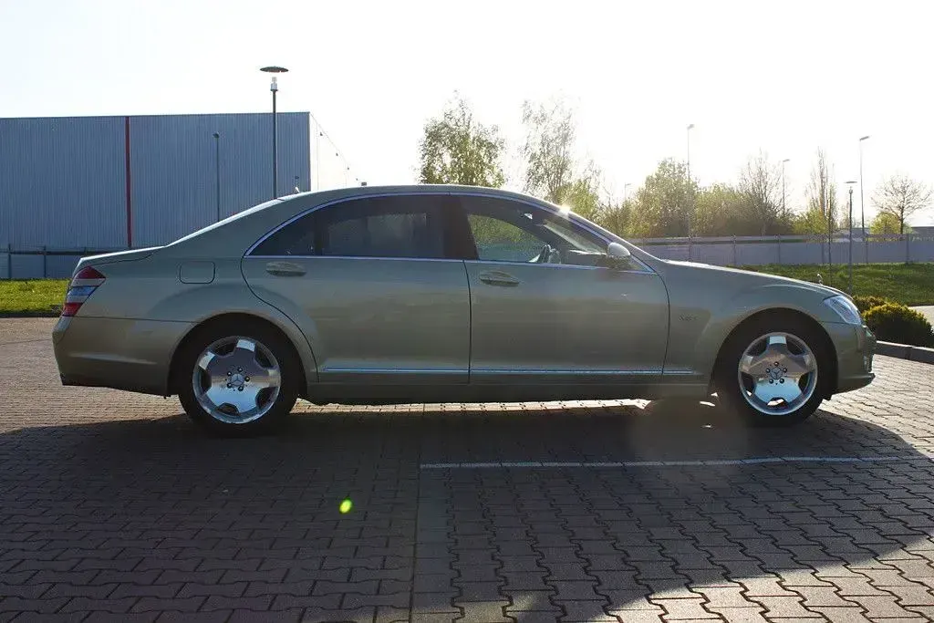 Gebraucht Mercedes S600L 517 PS (380 kW) 2006 Gold Limousine