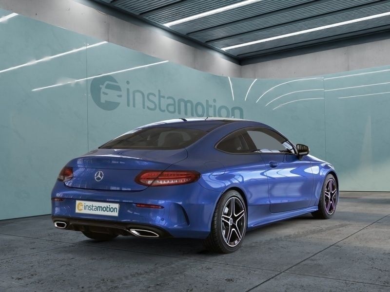 Gebraucht Mercedes C180 AMG 156 PS (114 kW) 2022 Blau Coupé
