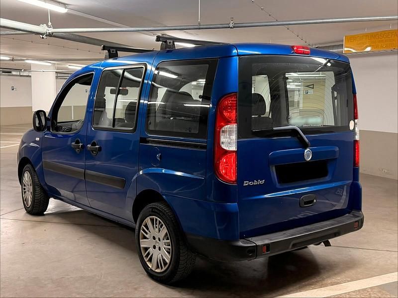 Gebraucht Fiat Doblò 77 PS (56 kW) 2008 Blau Van / Kleinbus
