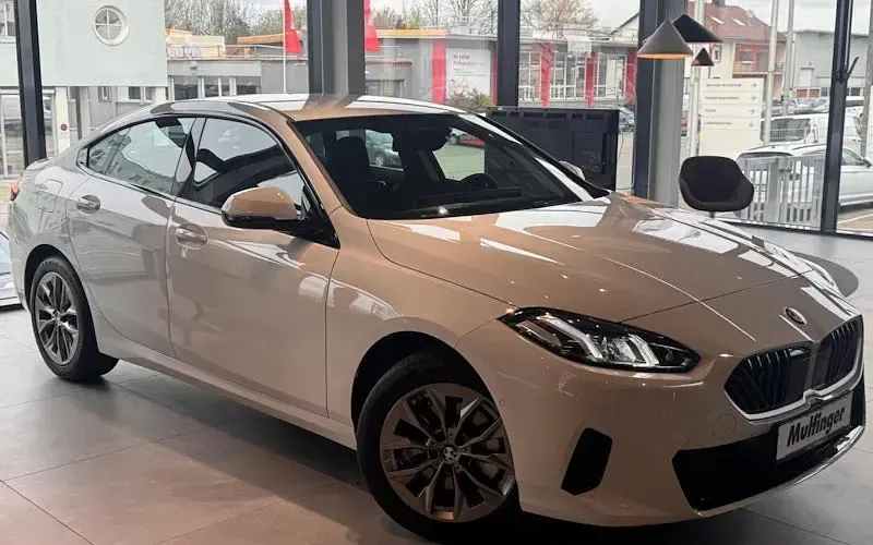 Neu BMW 216 Shadowline 122 PS (89 kW) 2026 Weiß Coupé