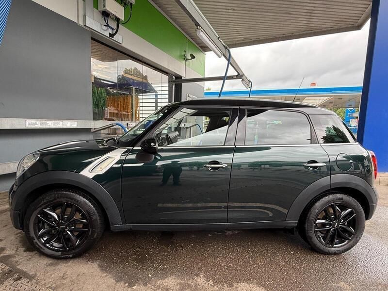 Grün Gebraucht 2012 Mini Cooper Countryman SUV | 8.200 € (Fairer Preis) - Bild 1/4