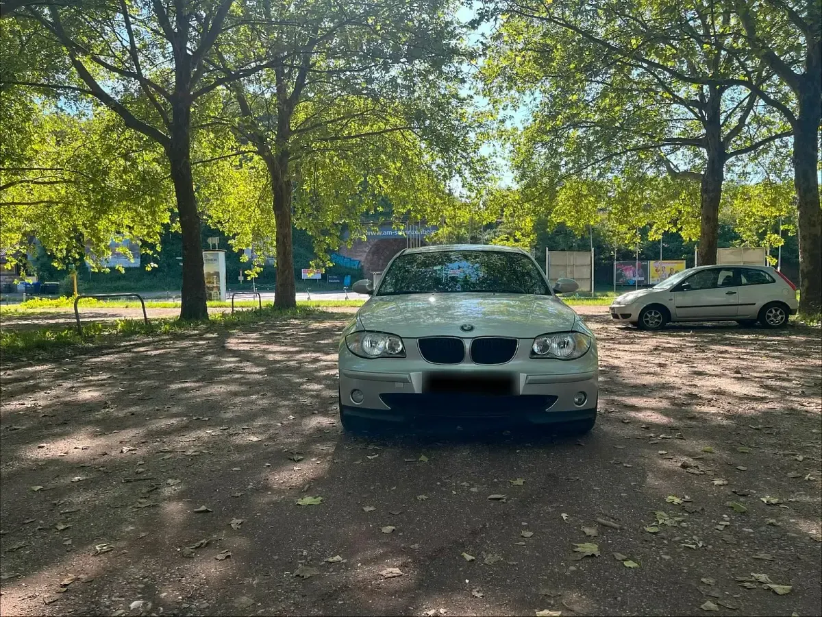 Gebraucht BMW 118 129 PS (94 kW) 2006 Grau Kleinwagen