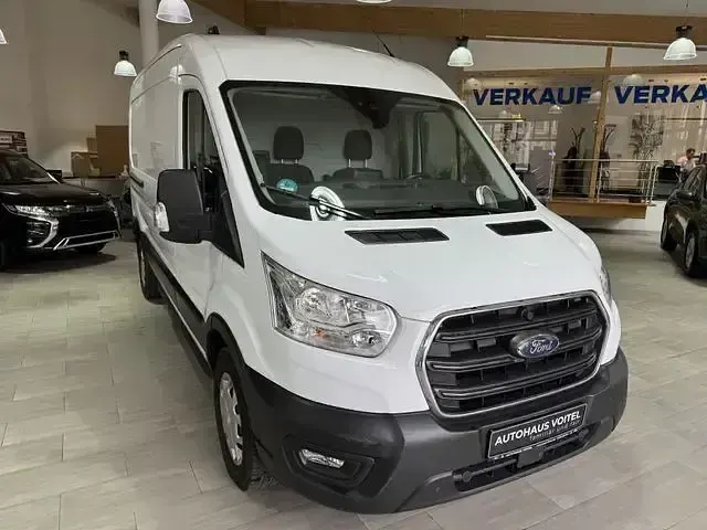 Gebraucht Ford Transit Trend 131 PS (96 kW) 2022 Andere Van