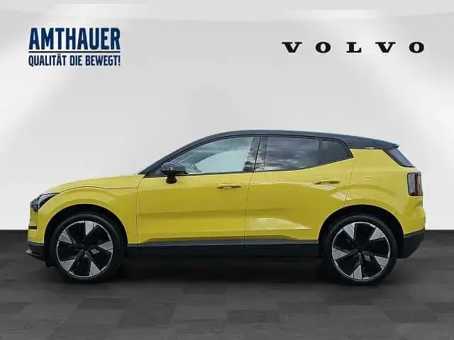 Gebraucht Volvo EX30 Plus 200 kW (272 PS) 2025 Gelb (moss yellow) SUV