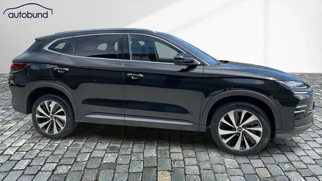 Nouvelle BYD Seal U Boost 218 ch (160 kW) 2025 Noir SUV