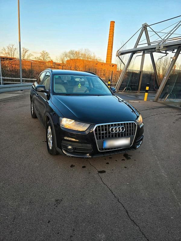 Gebraucht Audi Q3 140 PS (102 kW) 2013 Schwarz SUV