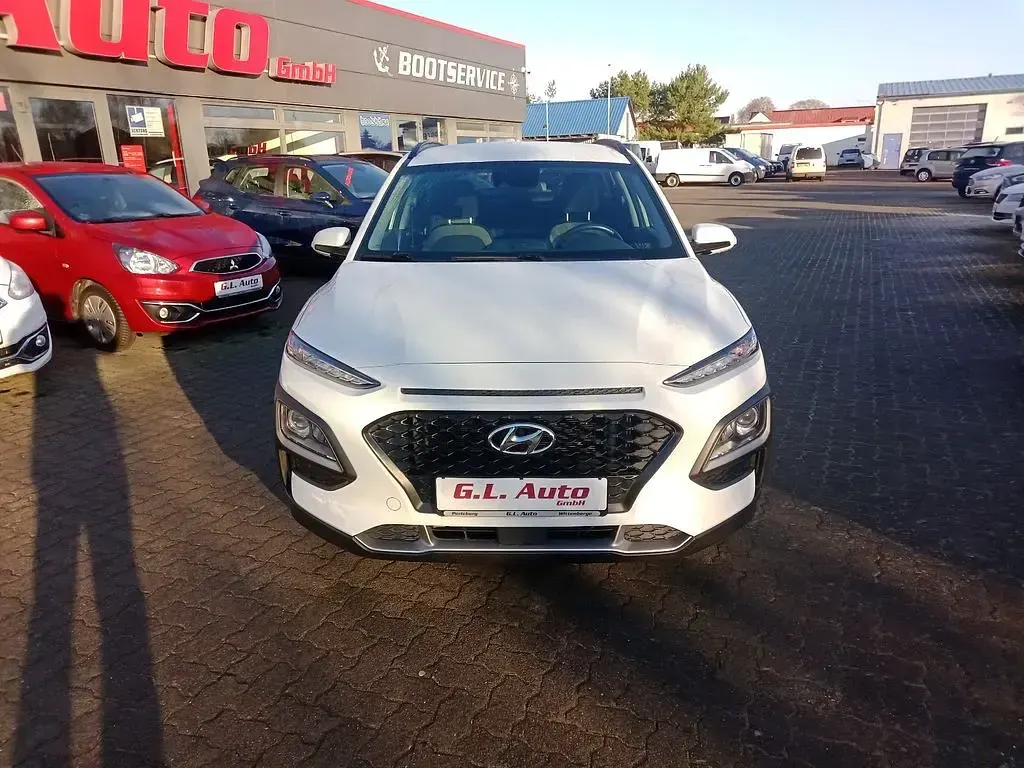 Gebraucht Hyundai Kona 120 PS (88 kW) 2020 Weiß SUV