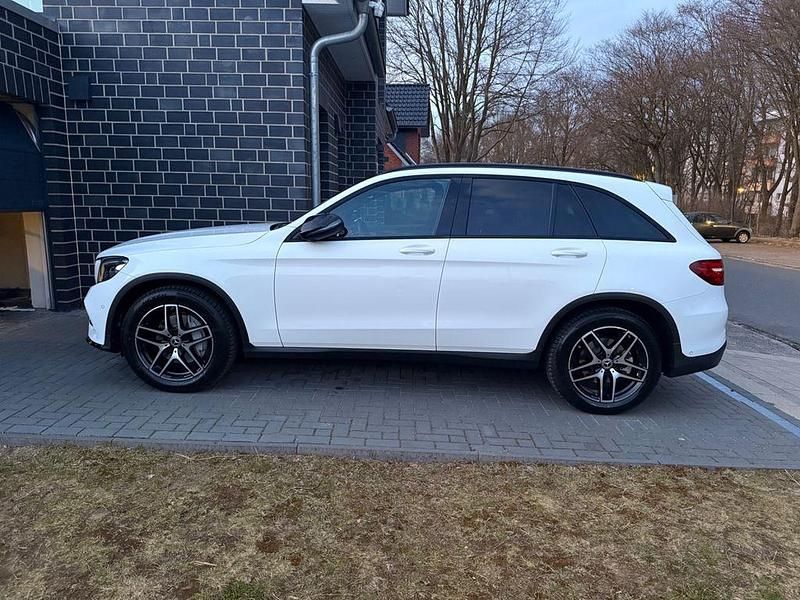 Gebraucht Mercedes GLC220 170 PS (125 kW) 2017 Weiß SUV