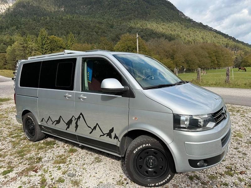 Gebraucht VW T5 150 PS (110 kW) 2015 Grau Van