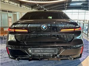 Neu BMW 740 320 PS (235 kW) 2025 Schwarz Limousine