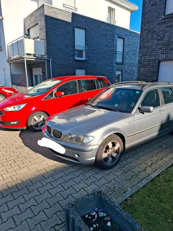 Gebraucht BMW 320 150 PS (110 kW) 2004 Silber Kombi