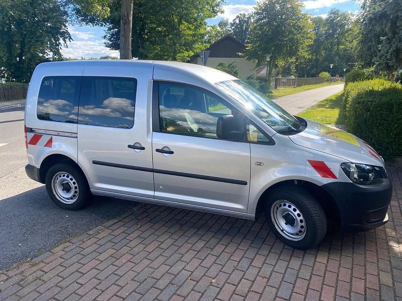 Gebraucht VW Caddy 110 PS (80 kW) 2014 Silber Van / Kleinbus
