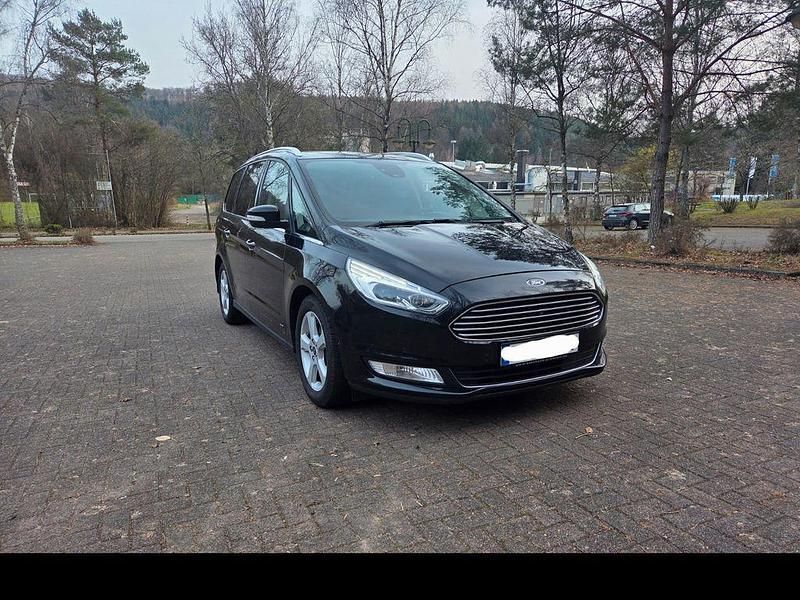 Gebraucht Ford Galaxy Titanium 190 PS (139 kW) 2019 Schwarz Van / Kleinbus