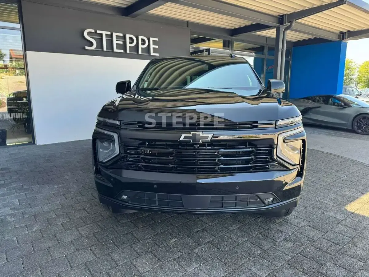 Neu Chevrolet Tahoe 426 PS (313 kW) 2026 Schwarz SUV