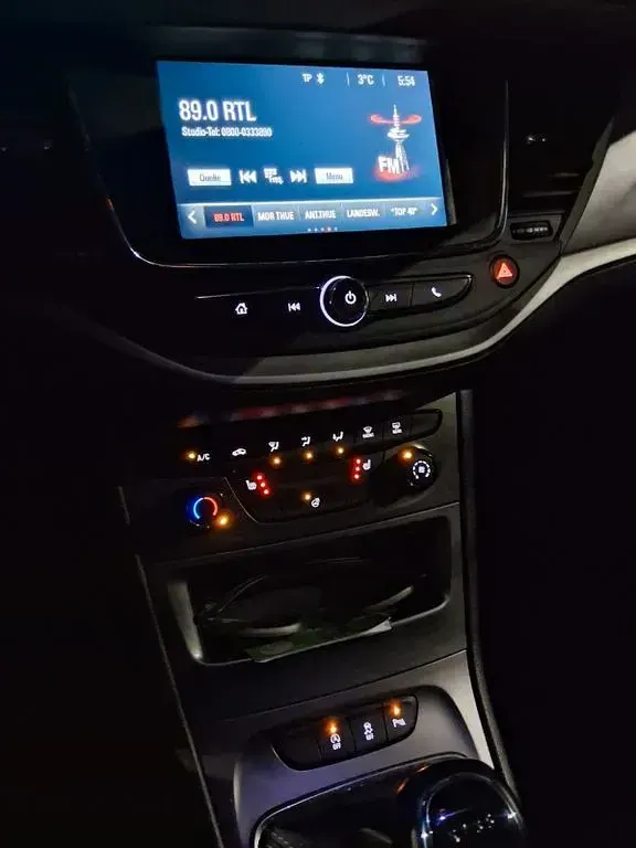 Gebraucht Opel Astra Elegance 122 PS (89 kW) 2021 Schwarz Kombi