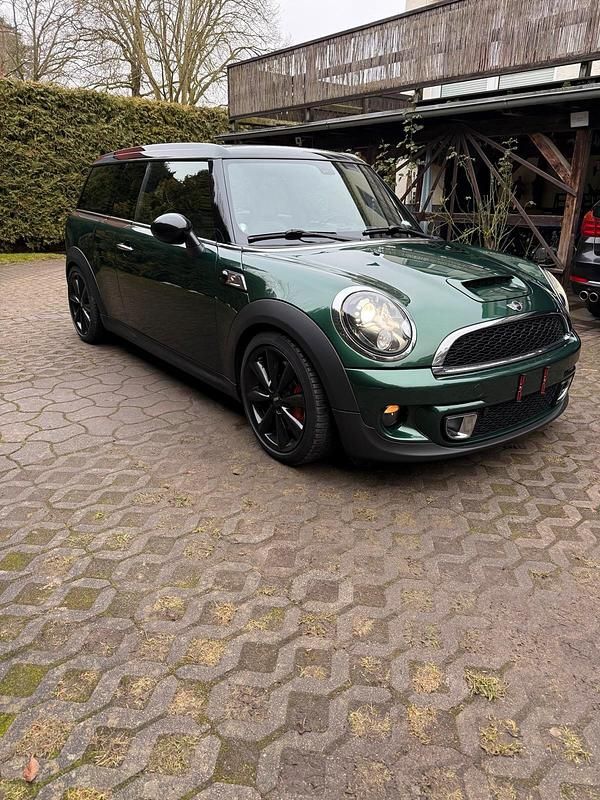 Grün Gebraucht 2012 Mini Cooper Clubman Kombi | 6.000 € - Bild 1/4