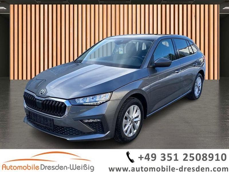 Gebraucht Skoda Scala Selection 116 PS (85 kW) 2025 Grau grau (metallic) Kleinwagen