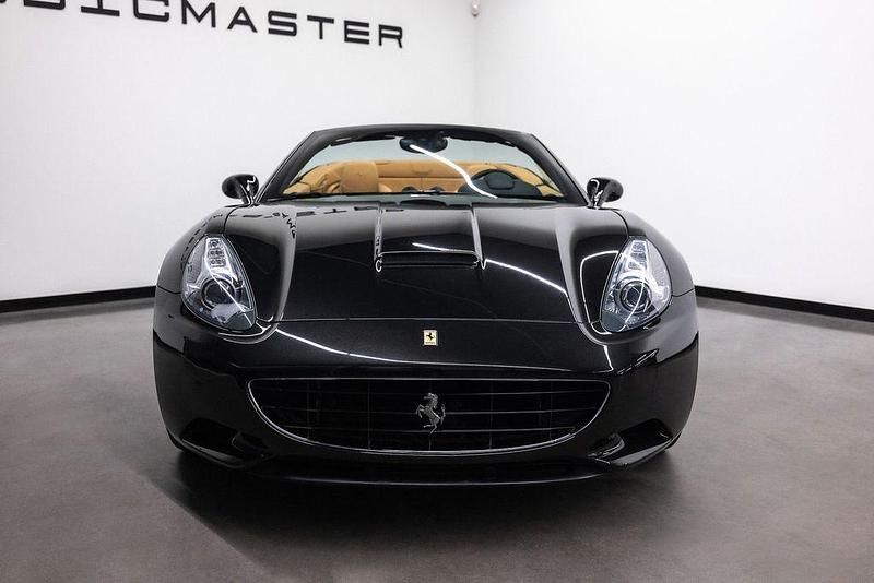 Gebraucht Ferrari California 466 PS (342 kW) 2011 Schwarz Cabrio