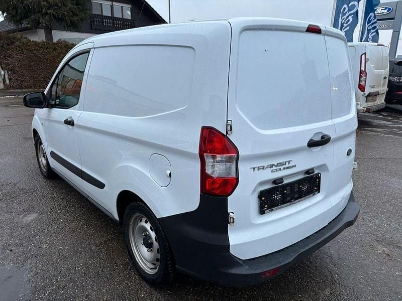 Gebraucht Ford Transit Basis 101 PS (74 kW) 2021 Weiß Limousine