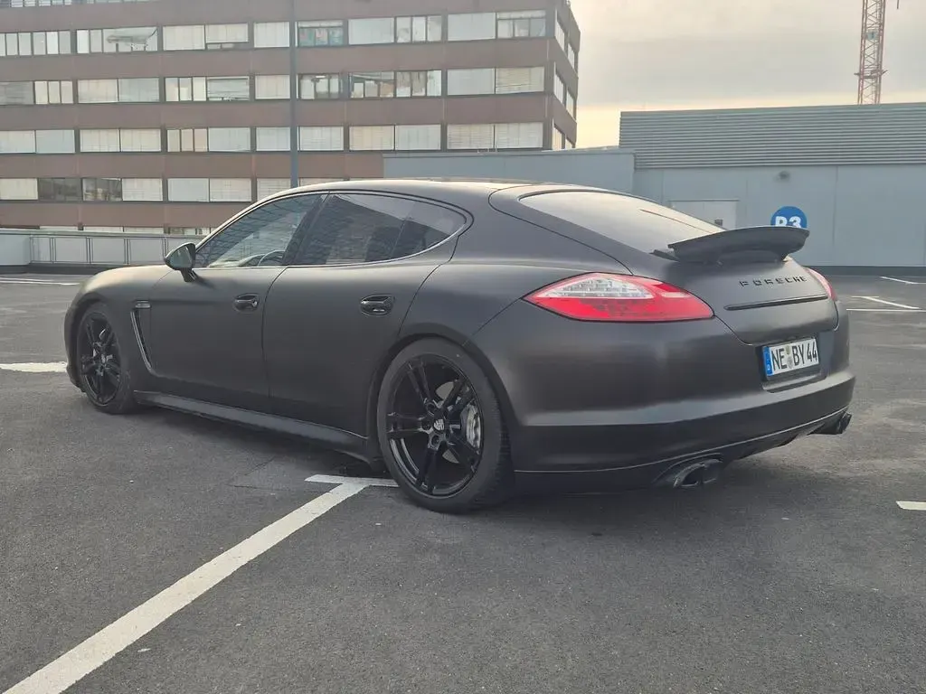 Gebraucht Porsche Panamera 4S 400 PS (294 kW) 2012 Blau Kleinwagen