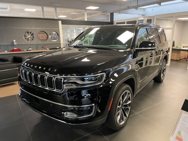 Schwarz Neu 2024 Jeep Wagoneer SUV | 124.900 € - Bild 1/4