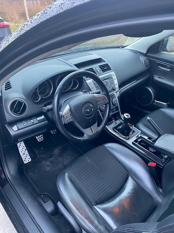 Używany Mazda 6 185 KM (136 kW) 2009 Andere farben Kombi